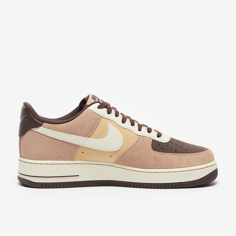 Nike  Air Force 1 '07 LV8 EMB