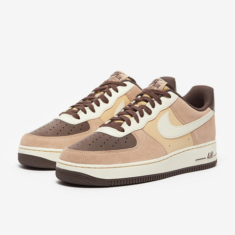 Nike  Air Force 1 '07 LV8 EMB