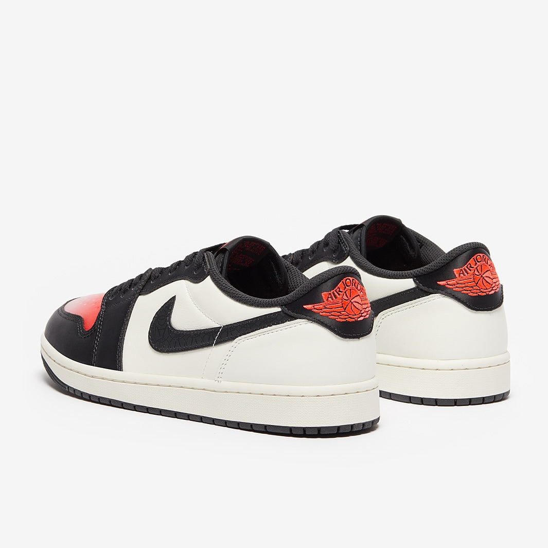 Air Jordan 1 Retro Low x PSG