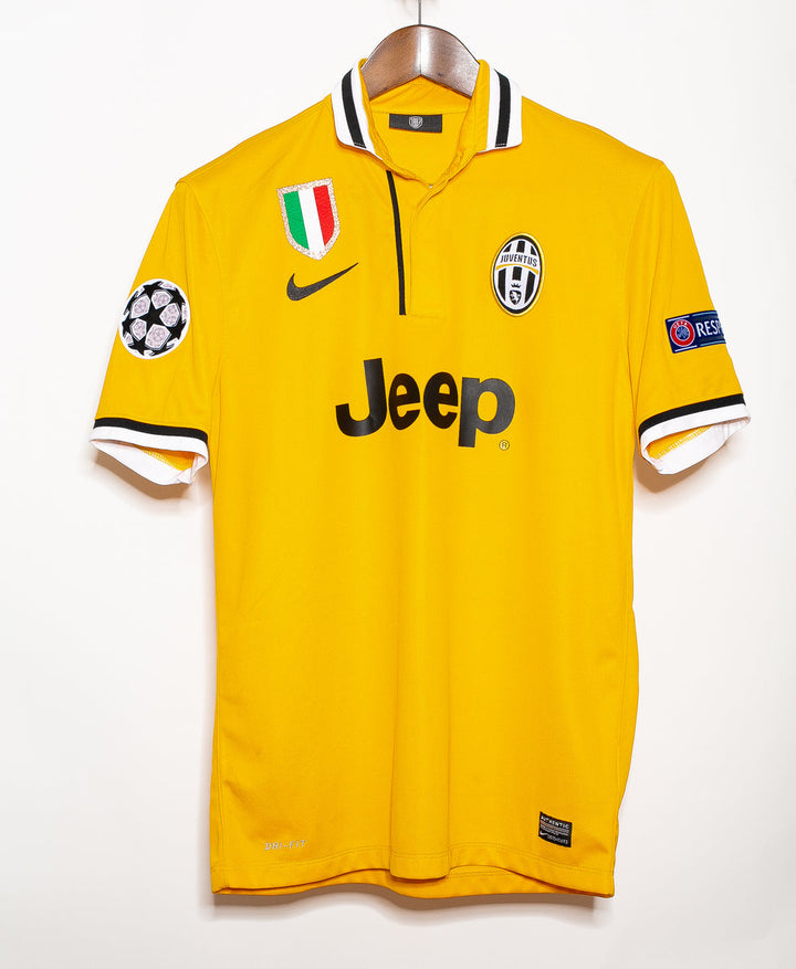 Juventus 2013-14 Away Jersey