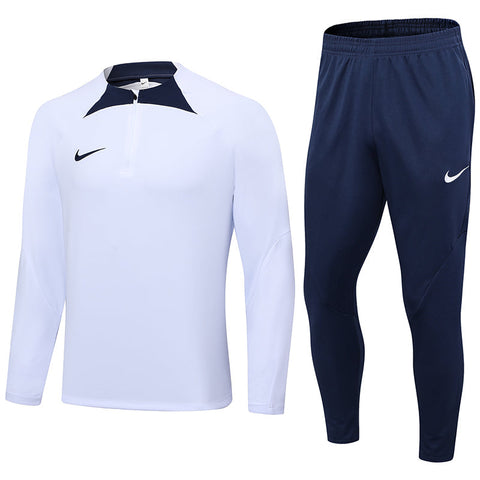 Nike Long Sleeves Tracksuit