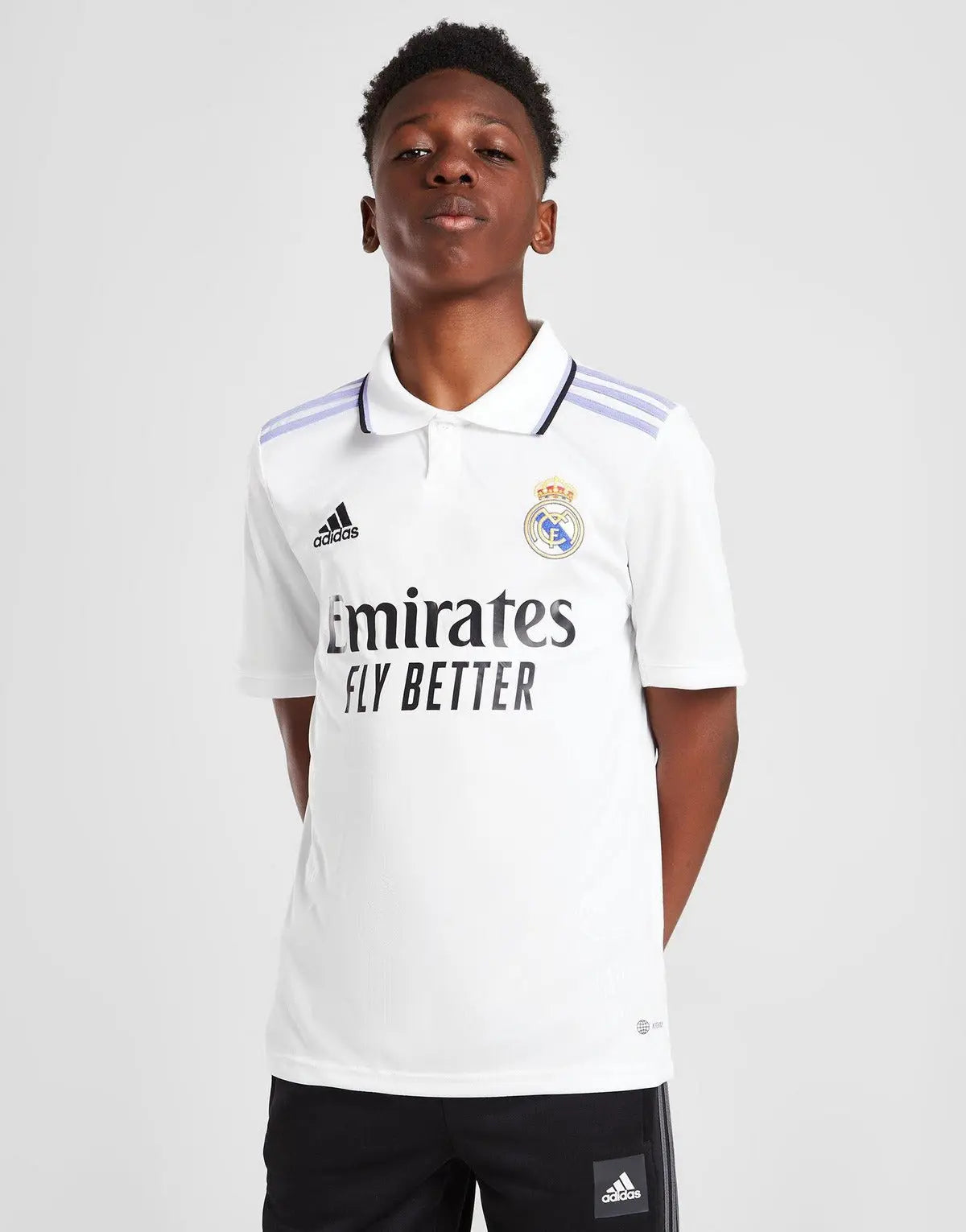 Real Madrid 22/23 Home Jersey Full Set T-shirt and Short - Football DXB