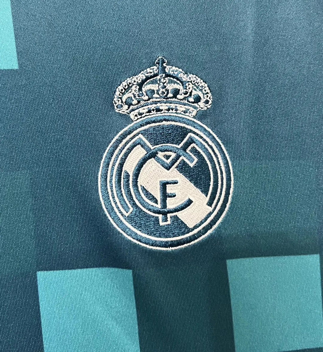 Real Madrid's Second Guest Long Sleeve 2017/18 - Football DXB